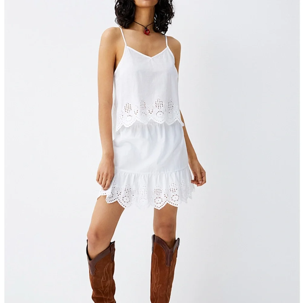 Only white boho broderie anglaise cotton mini skirt NWT - Picture 2 of 11